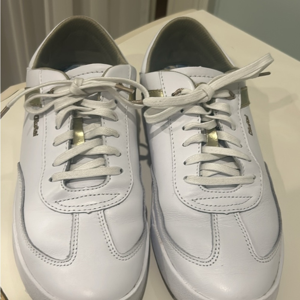 OluKai Ha’upu Sneakers White & Gold 9.5 - Picture 4 of 8